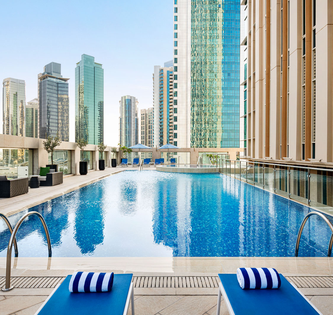 Wyndham Grand Doha West Bay Pool