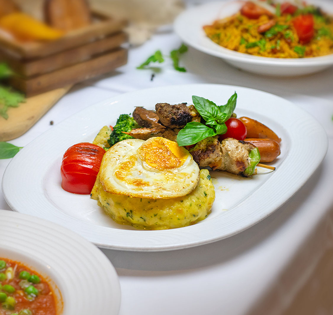 Al Iwan Restaurant