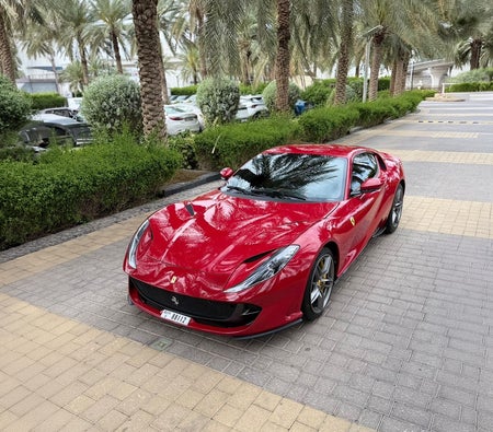 Ferrari 812 GTS 2025