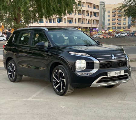 Mitsubishi Outlander 2024