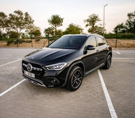 Mercedes Benz AMG GLA 2021