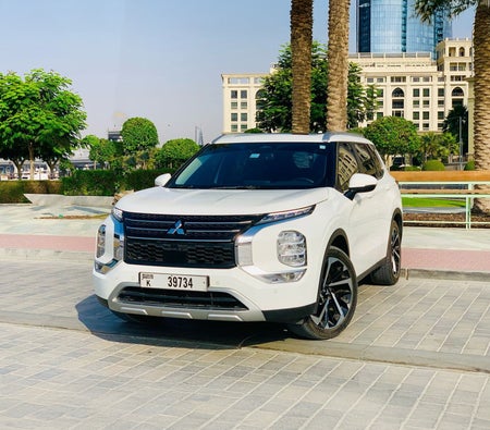 Mitsubishi Outlander 2025