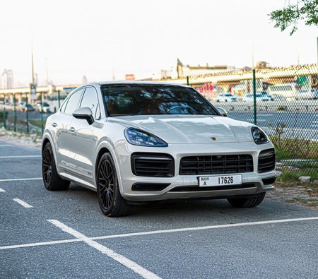 Porsche Cayenne GTS 2023