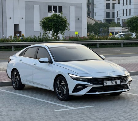 Hyundai Elantra 2025