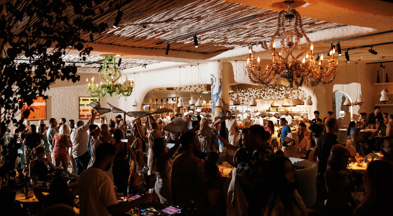 The best Friday evening brunches in Dubai 2026