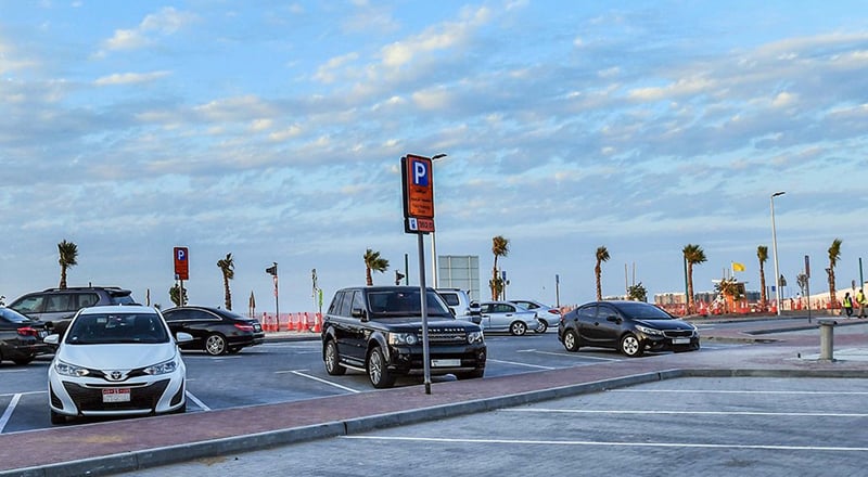 Dubai announces free parking this weekend